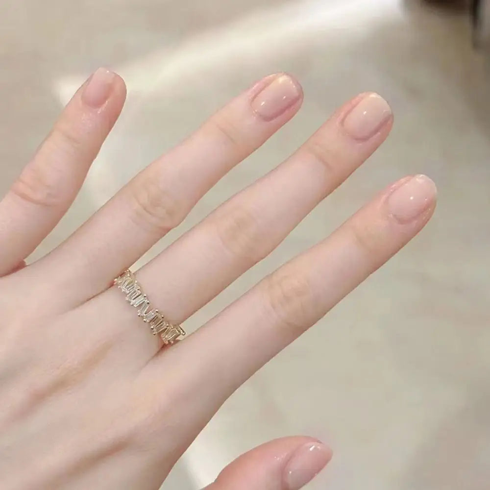 French Simple Style False Nails Short Round Fake Nails Full Cover Nail Tips for DIY for Salon Detachable DIY Manicure Tool