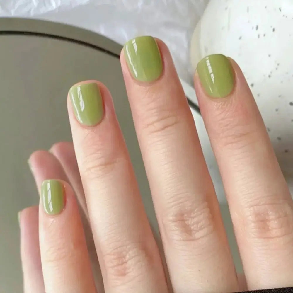 French Simple Style False Nails Short Round Fake Nails Full Cover Nail Tips for DIY for Salon Detachable DIY Manicure Tool