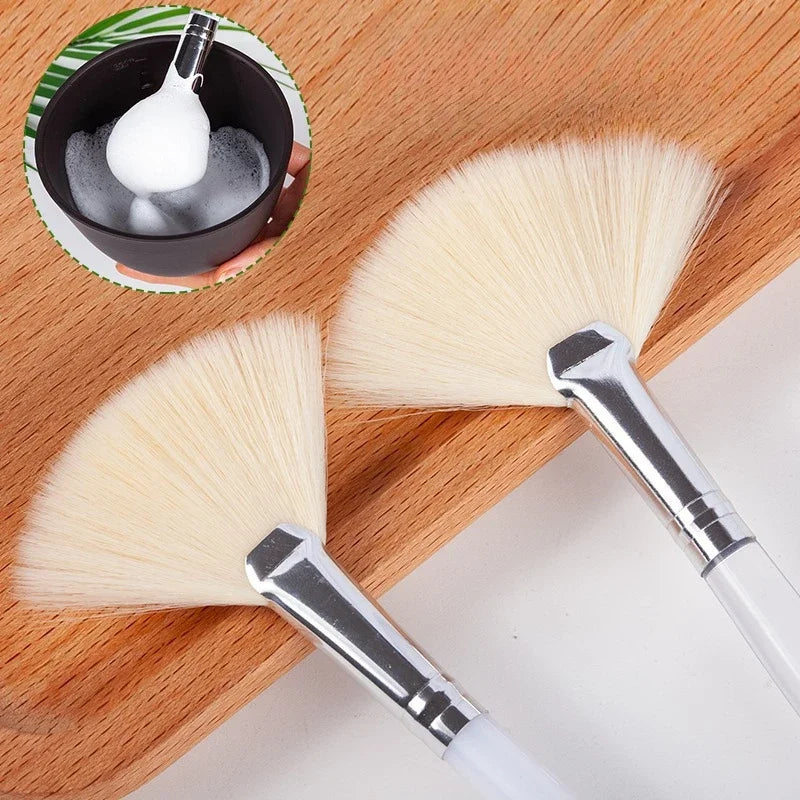 Facial Cleanser Brush Soft Face Massage Fan Wash Brush Pore Cleanning Exfoliating Beauty Face Mask Brush Portable Skin Care Tool